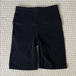 EUC Athleta elation ultra high-rise seven short size XXS